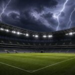 Stade de football sous un orage — protocole de protection foudre FIFA